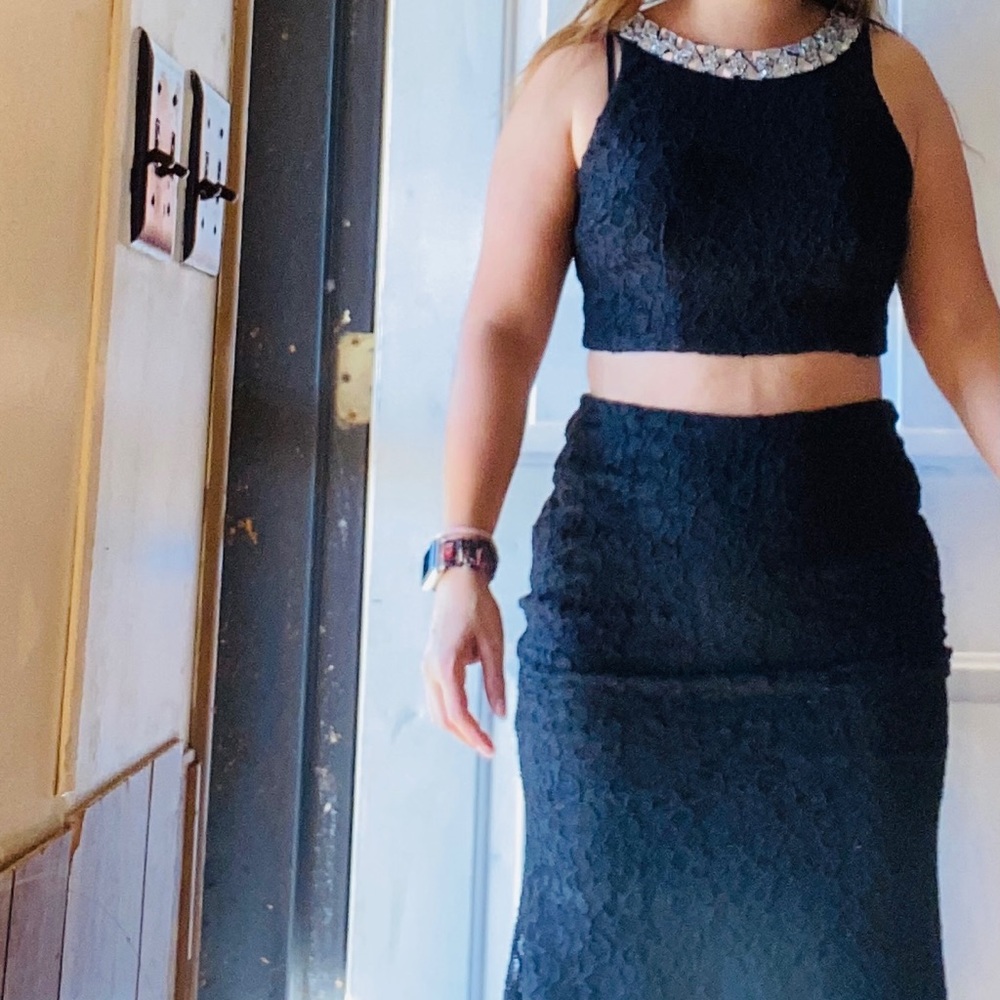 Beautiful black set